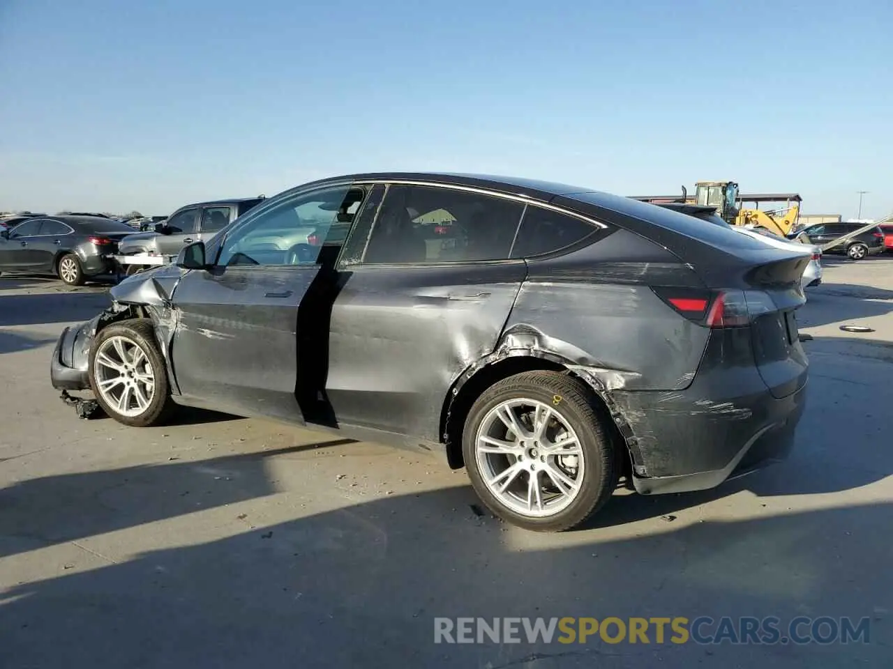 2 Photograph of a damaged car 7SAYGDEE7RA276099 TESLA MODEL Y 2024