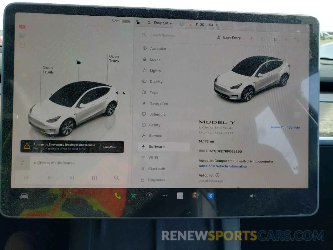 9 Photograph of a damaged car 7SAYGDEE7RF068890 TESLA MODEL Y 2024