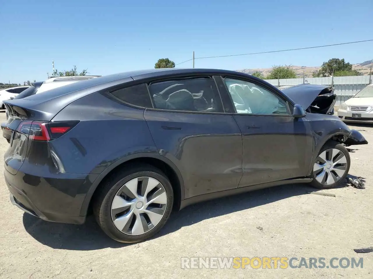3 Photograph of a damaged car 7SAYGDEE7RF069926 TESLA MODEL Y 2024