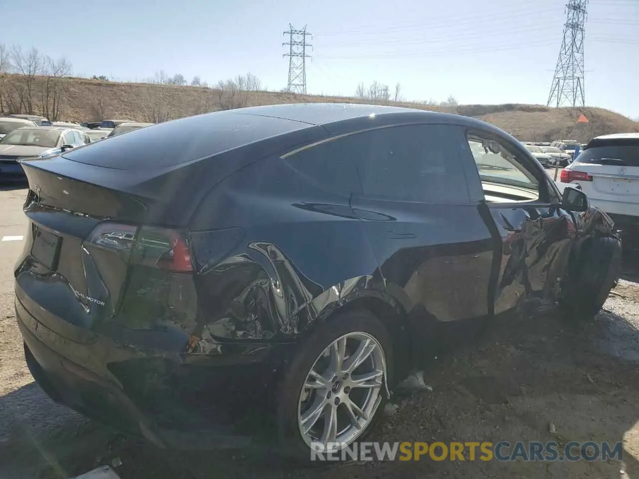 3 Photograph of a damaged car 7SAYGDEE7RF071563 TESLA MODEL Y 2024