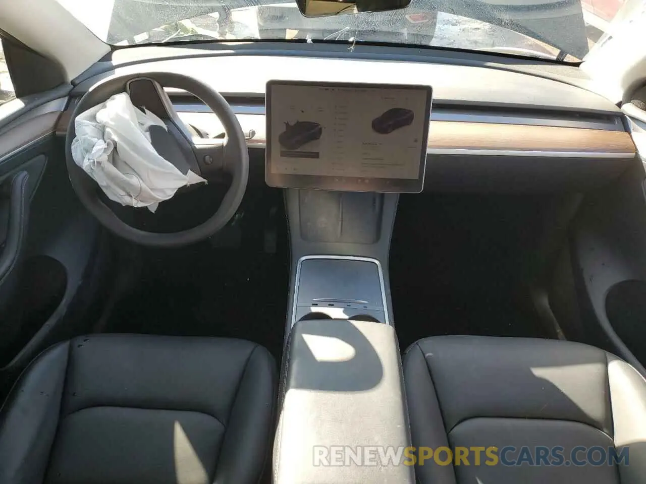 8 Photograph of a damaged car 7SAYGDEE7RF071563 TESLA MODEL Y 2024