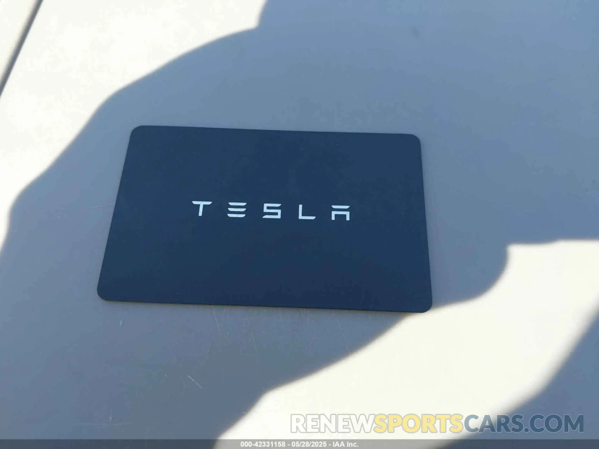 11 Photograph of a damaged car 7SAYGDEE7RF074401 TESLA MODEL Y 2024