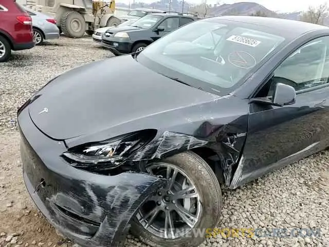 12 Photograph of a damaged car 7SAYGDEE7RF158721 TESLA MODEL Y 2024