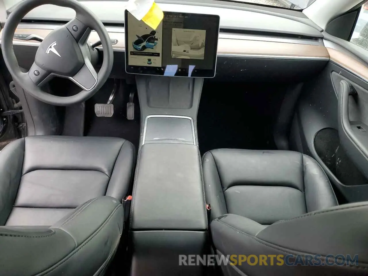 8 Photograph of a damaged car 7SAYGDEE7RF158721 TESLA MODEL Y 2024