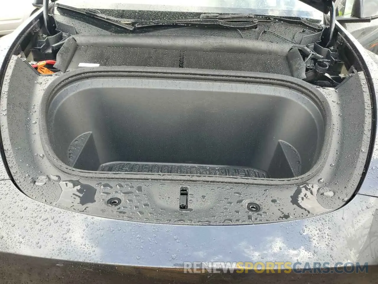 13 Photograph of a damaged car 7SAYGDEE7RF179424 TESLA MODEL Y 2024