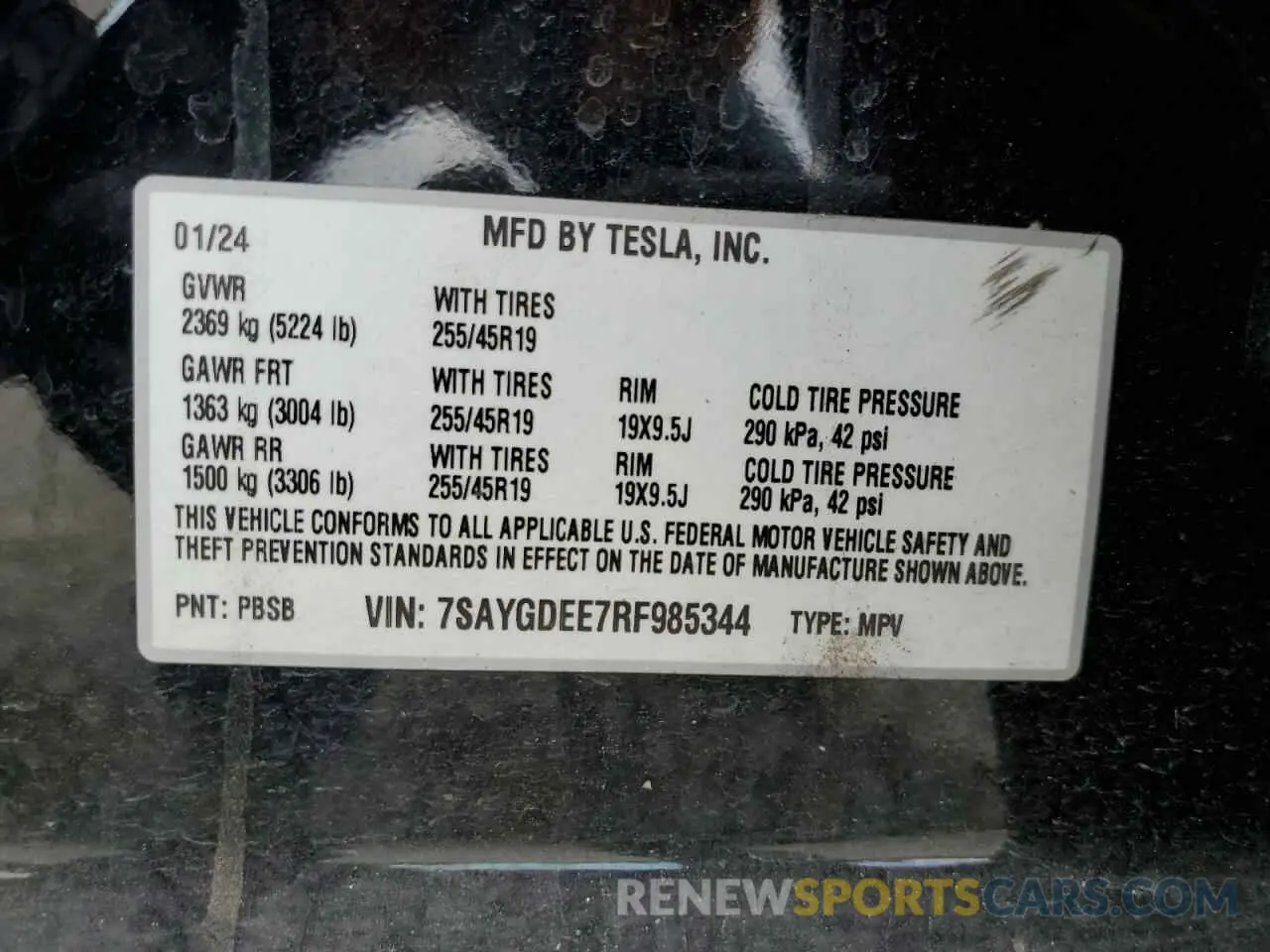 13 Photograph of a damaged car 7SAYGDEE7RF985344 TESLA MODEL Y 2024