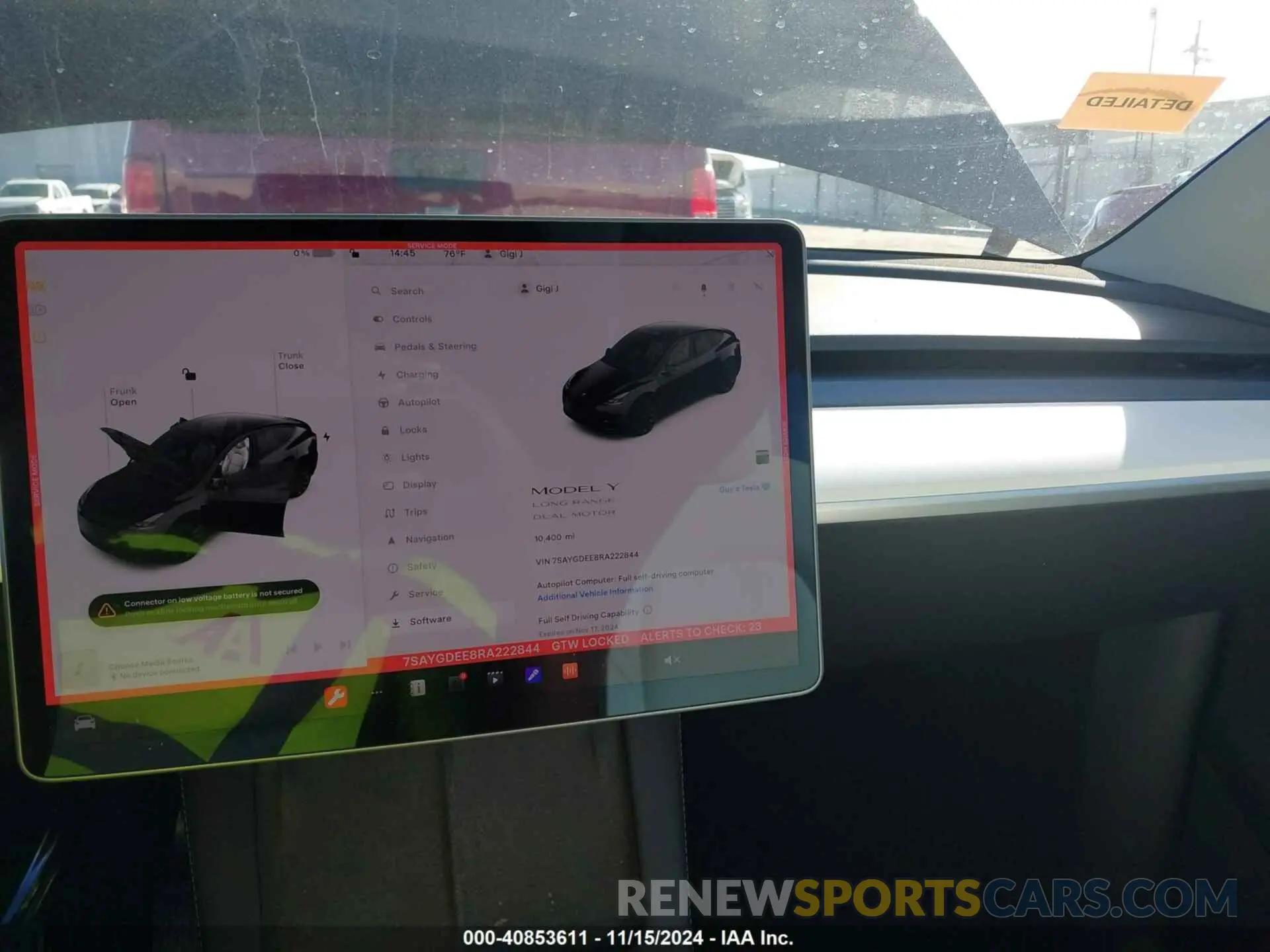 18 Photograph of a damaged car 7SAYGDEE8RA222844 TESLA MODEL Y 2024