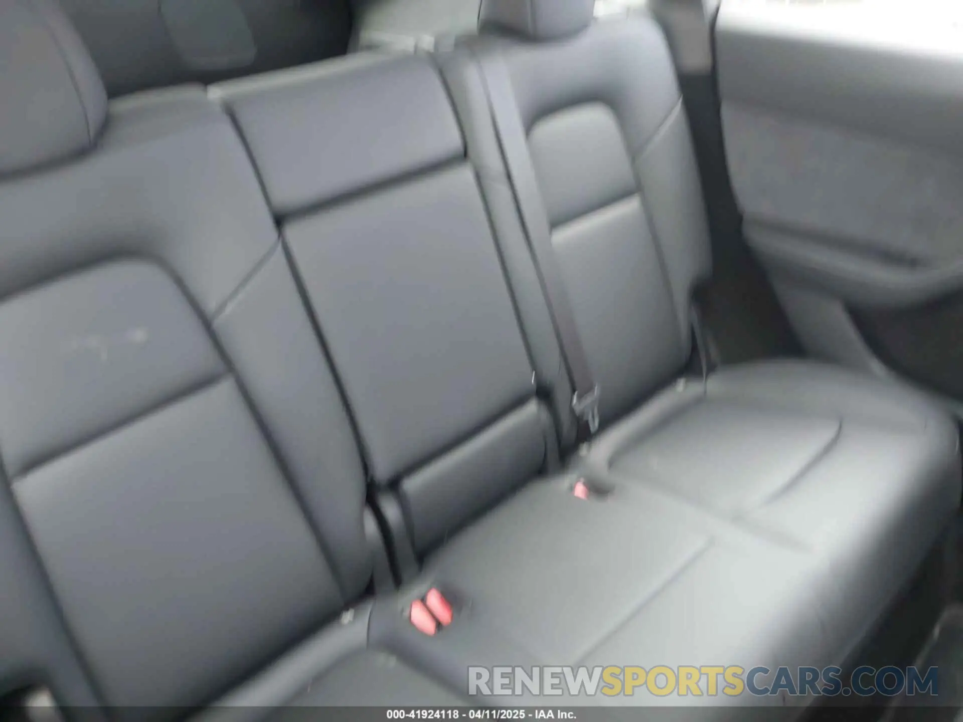 8 Photograph of a damaged car 7SAYGDEE8RA229972 TESLA MODEL Y 2024
