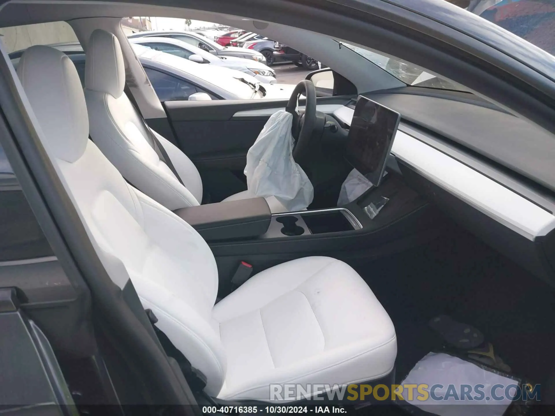 5 Photograph of a damaged car 7SAYGDEE8RA231477 TESLA MODEL Y 2024