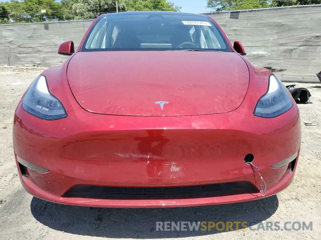 5 Photograph of a damaged car 7SAYGDEE8RA233147 TESLA MODEL Y 2024