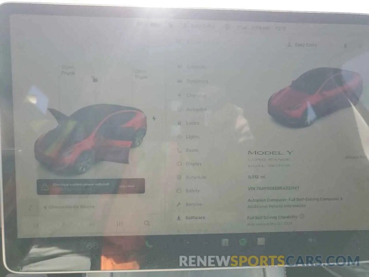9 Photograph of a damaged car 7SAYGDEE8RA233147 TESLA MODEL Y 2024