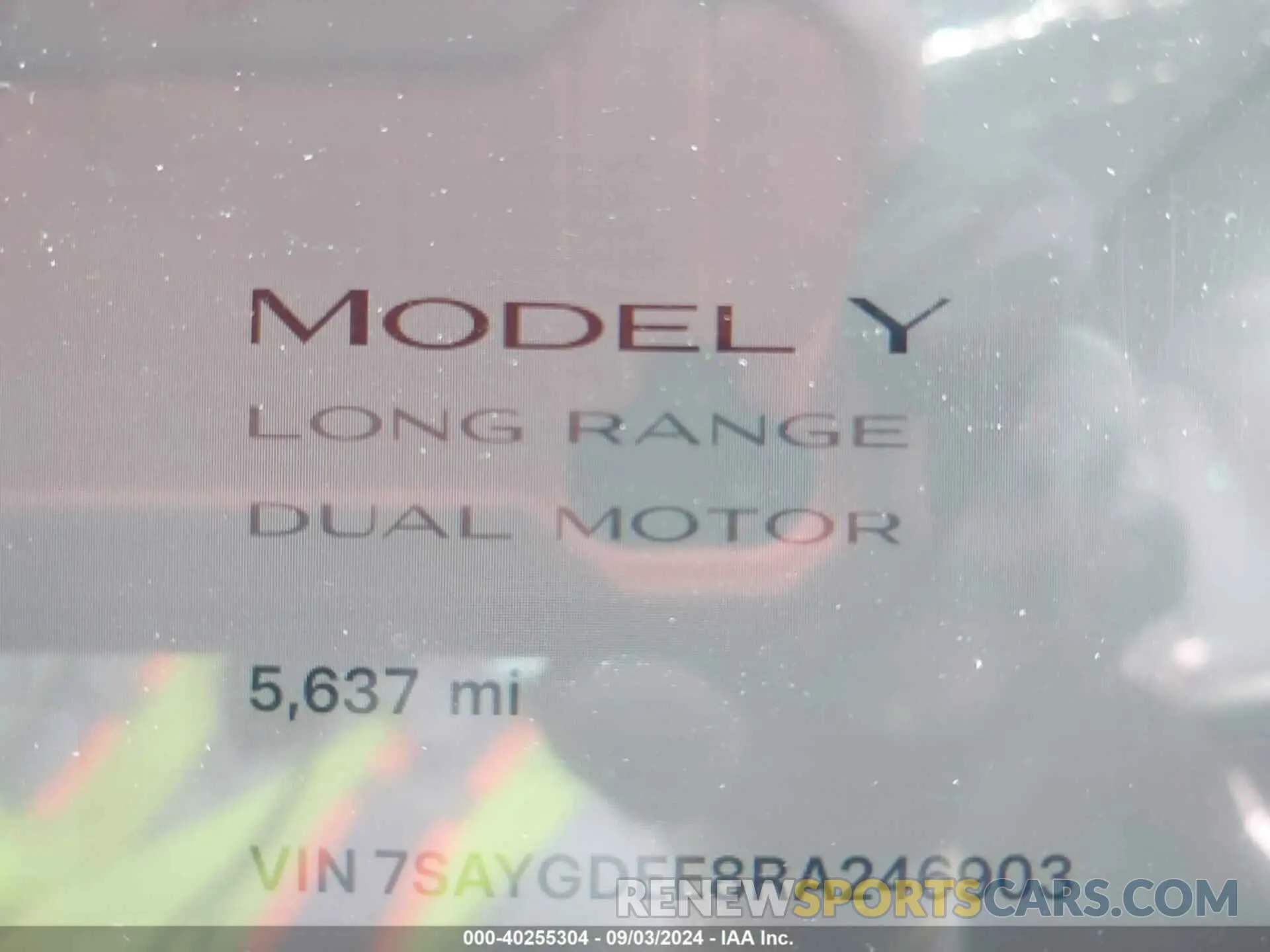 14 Photograph of a damaged car 7SAYGDEE8RA246903 TESLA MODEL Y 2024