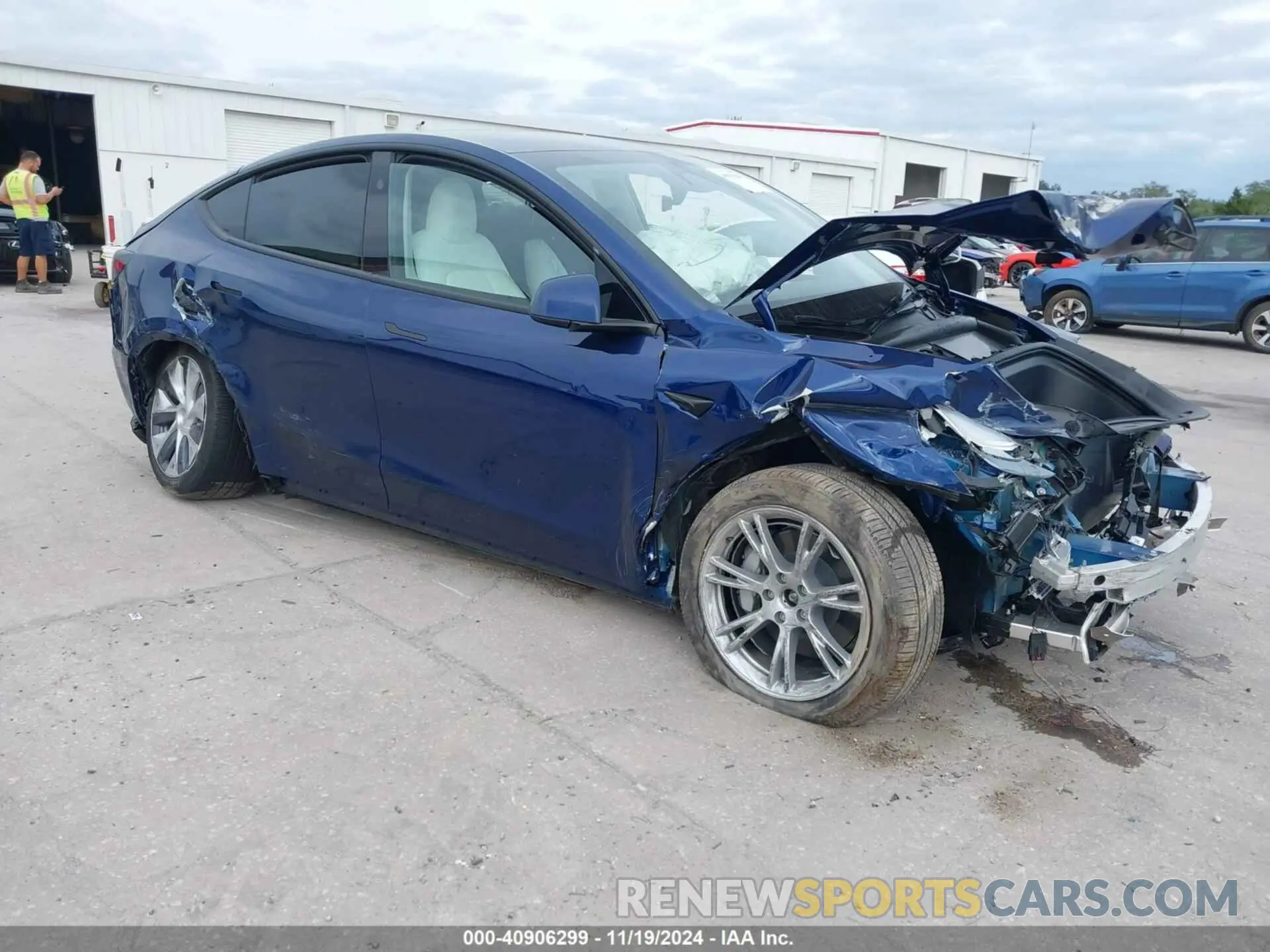 1 Photograph of a damaged car 7SAYGDEE8RA252538 TESLA MODEL Y 2024