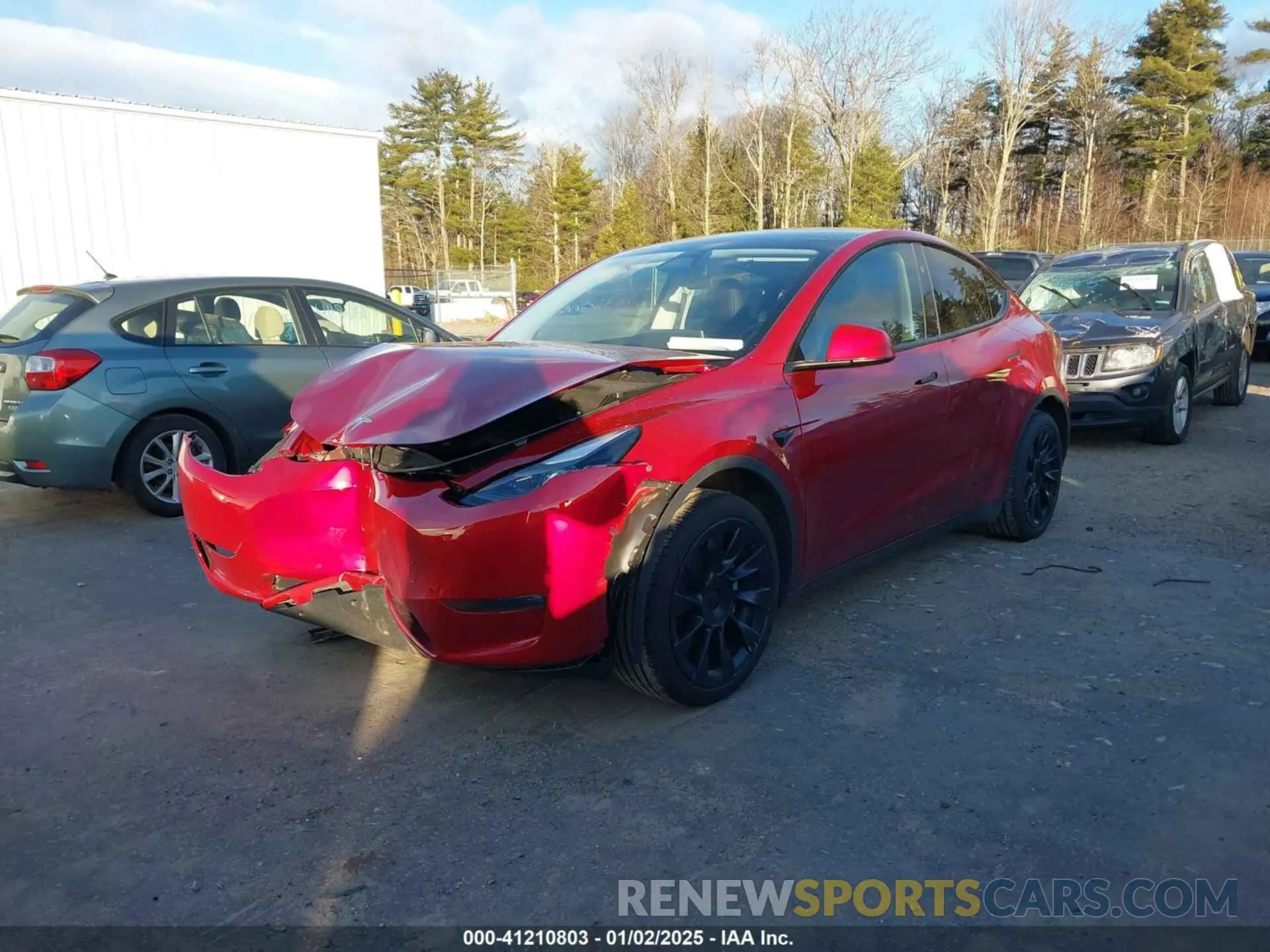 2 Photograph of a damaged car 7SAYGDEE8RA254256 TESLA MODEL Y 2024