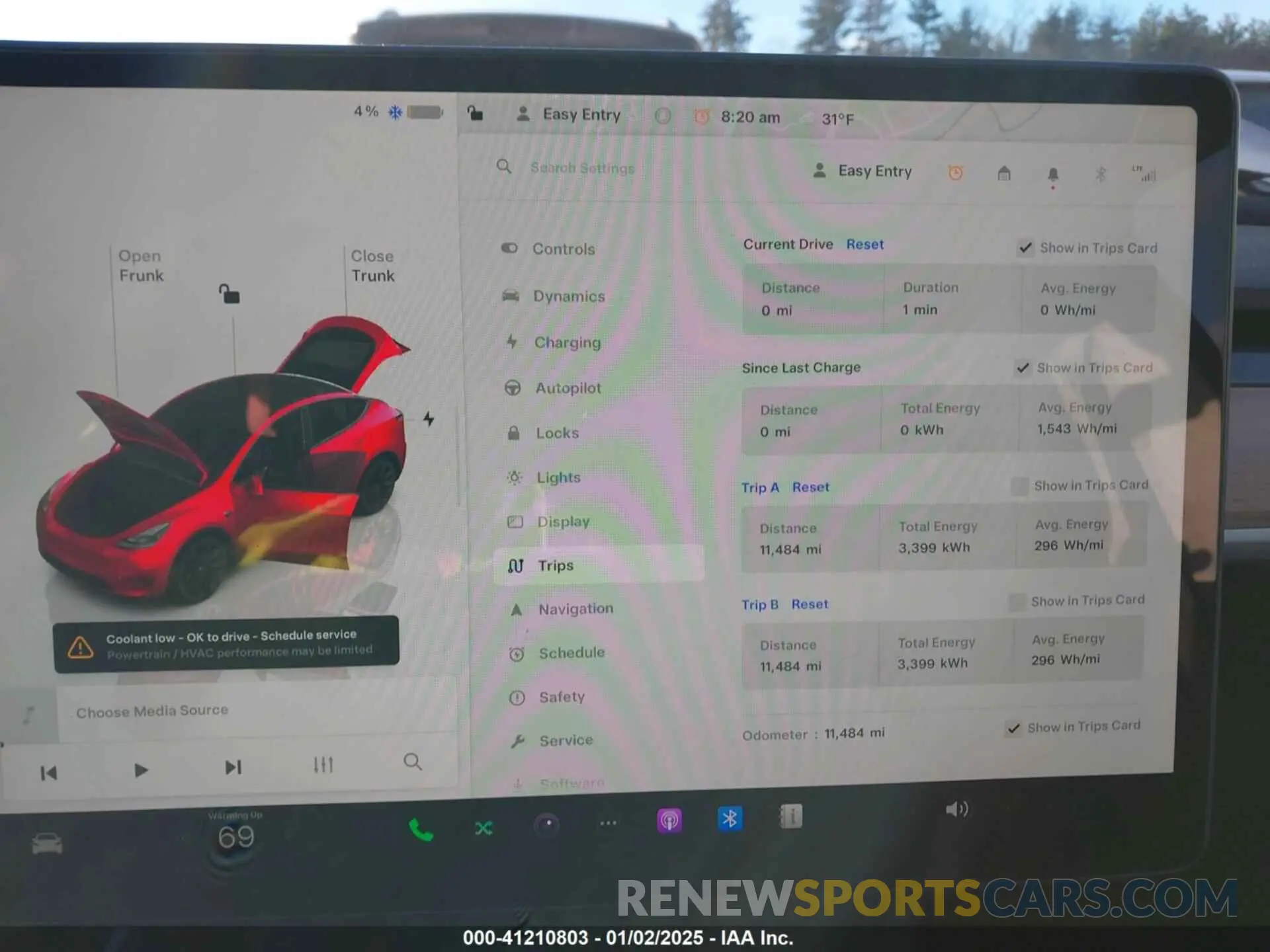 7 Photograph of a damaged car 7SAYGDEE8RA254256 TESLA MODEL Y 2024