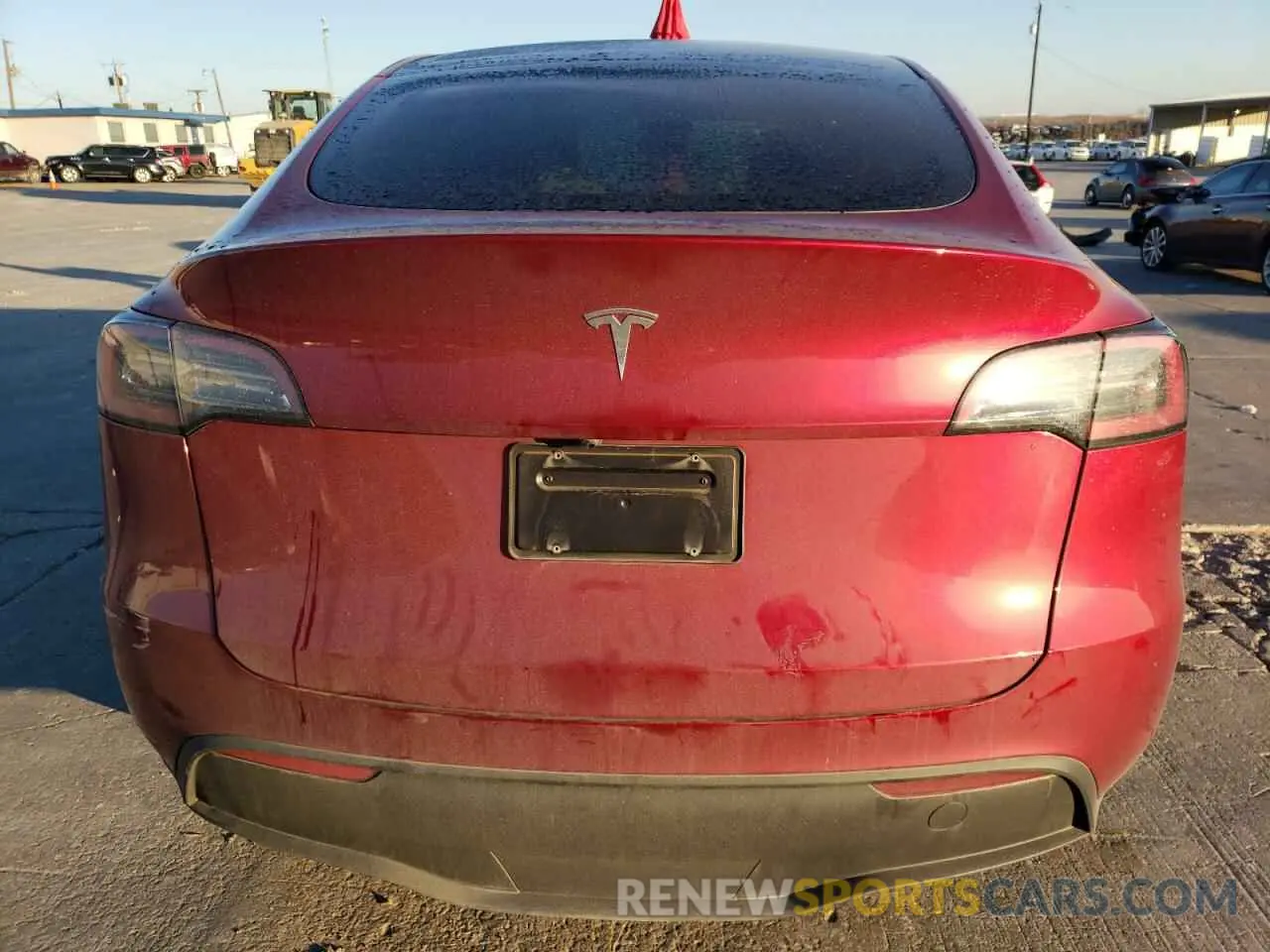 6 Photograph of a damaged car 7SAYGDEE8RA255813 TESLA MODEL Y 2024