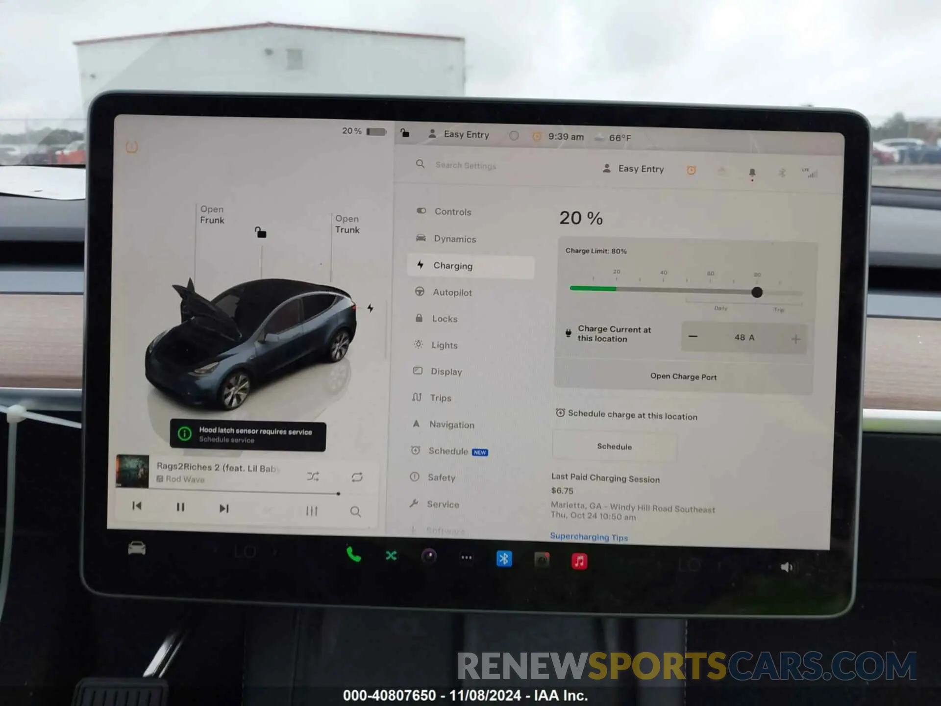 19 Photograph of a damaged car 7SAYGDEE8RA275298 TESLA MODEL Y 2024