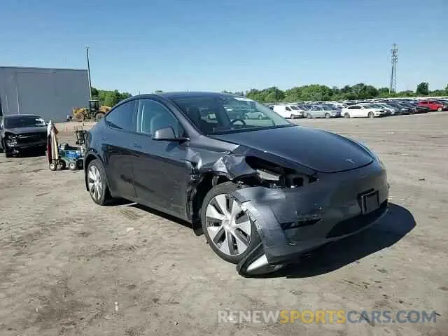 13 Photograph of a damaged car 7SAYGDEE8RA276936 TESLA MODEL Y 2024