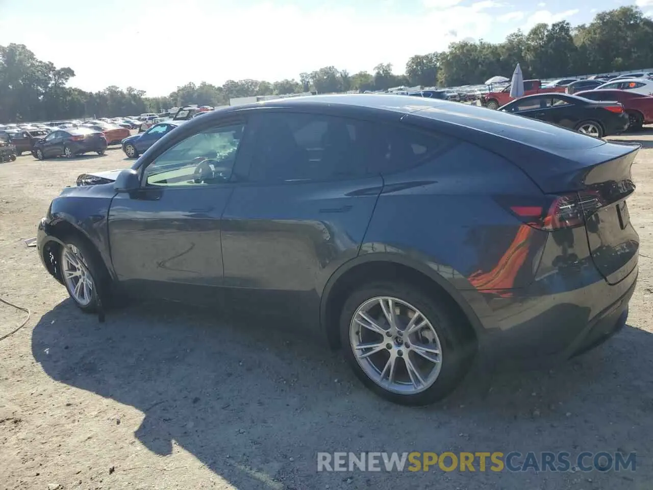 2 Photograph of a damaged car 7SAYGDEE8RA278184 TESLA MODEL Y 2024