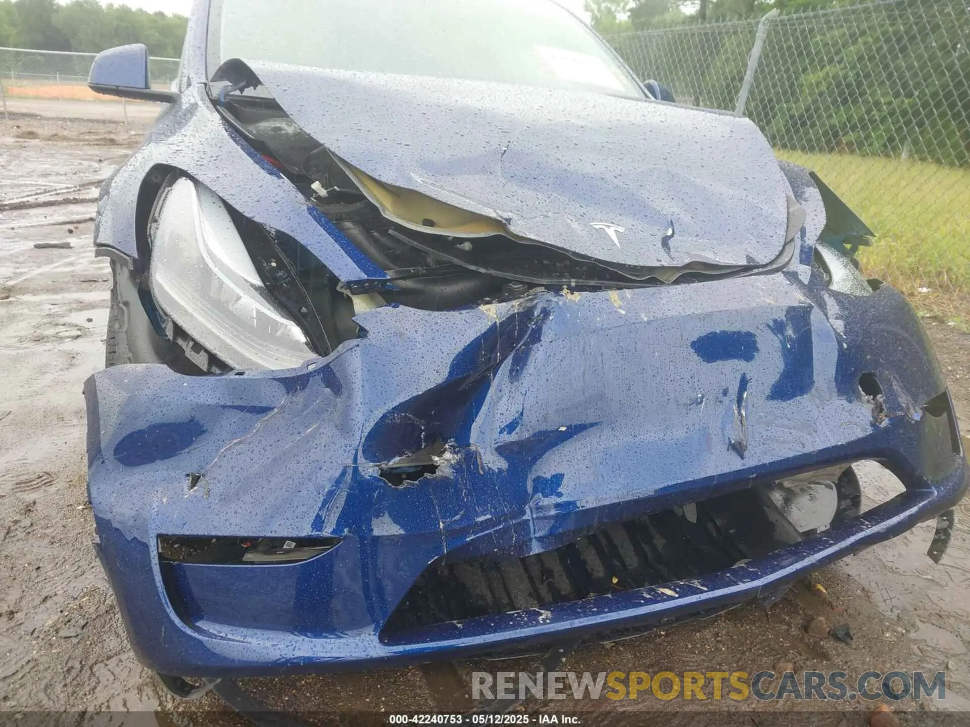 20 Photograph of a damaged car 7SAYGDEE8RA288102 TESLA MODEL Y 2024