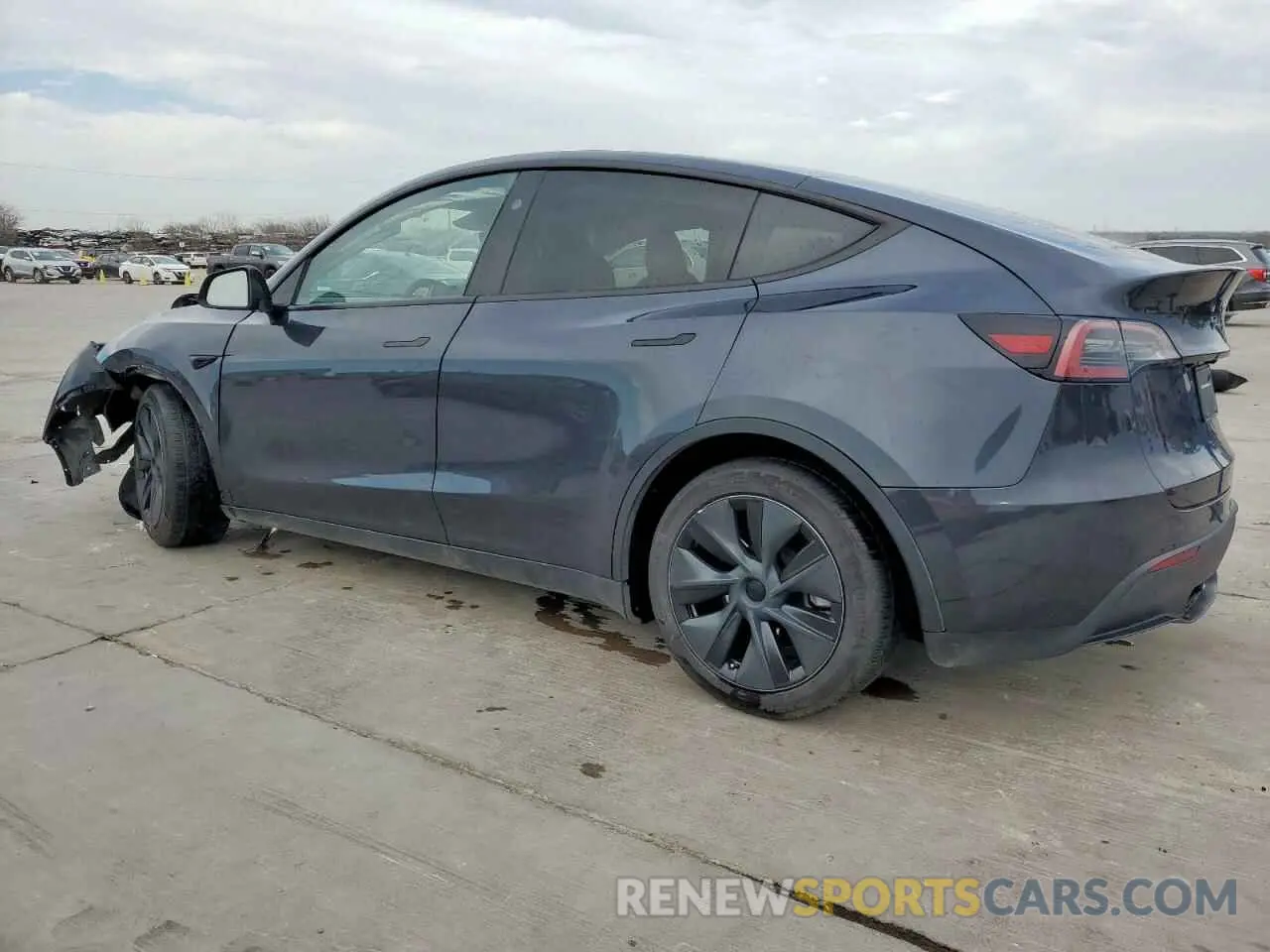 2 Photograph of a damaged car 7SAYGDEE8RA304900 TESLA MODEL Y 2024