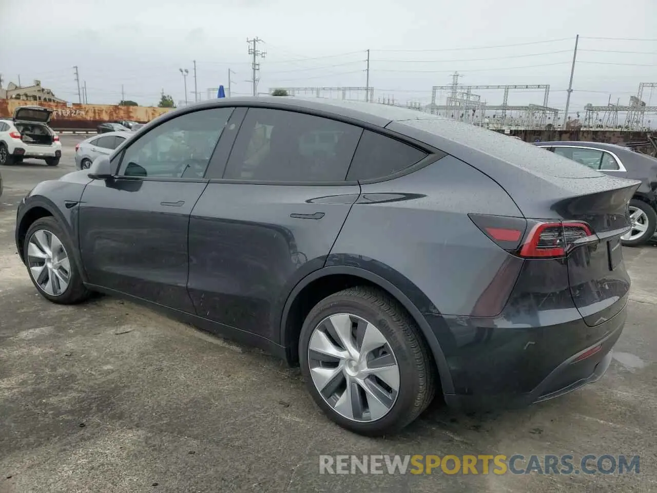 2 Photograph of a damaged car 7SAYGDEE8RF077193 TESLA MODEL Y 2024