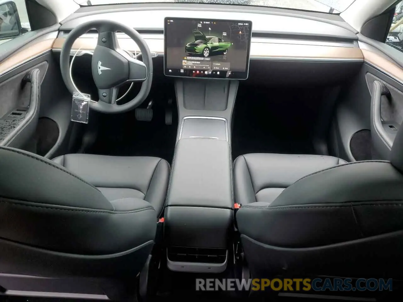8 Photograph of a damaged car 7SAYGDEE8RF077193 TESLA MODEL Y 2024