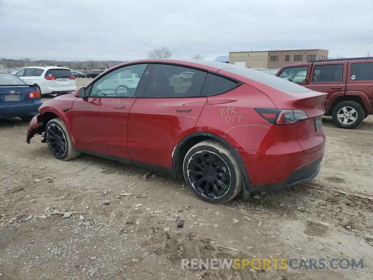 2 Photograph of a damaged car 7SAYGDEE8RF082636 TESLA MODEL Y 2024