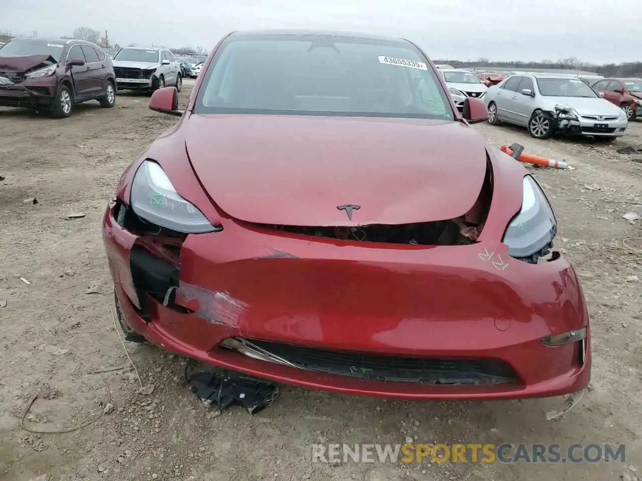 5 Photograph of a damaged car 7SAYGDEE8RF082636 TESLA MODEL Y 2024