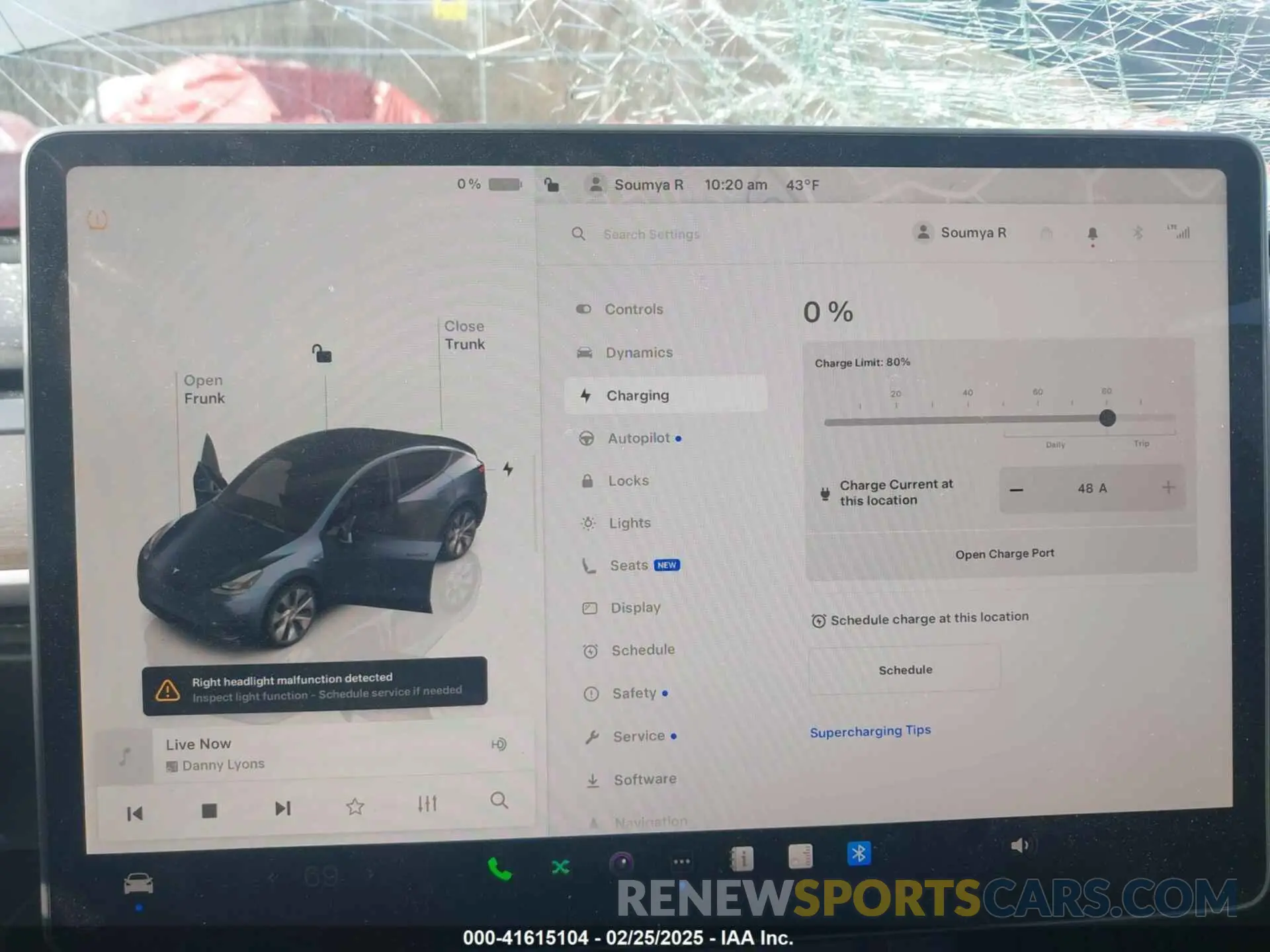 17 Photograph of a damaged car 7SAYGDEE8RF084936 TESLA MODEL Y 2024