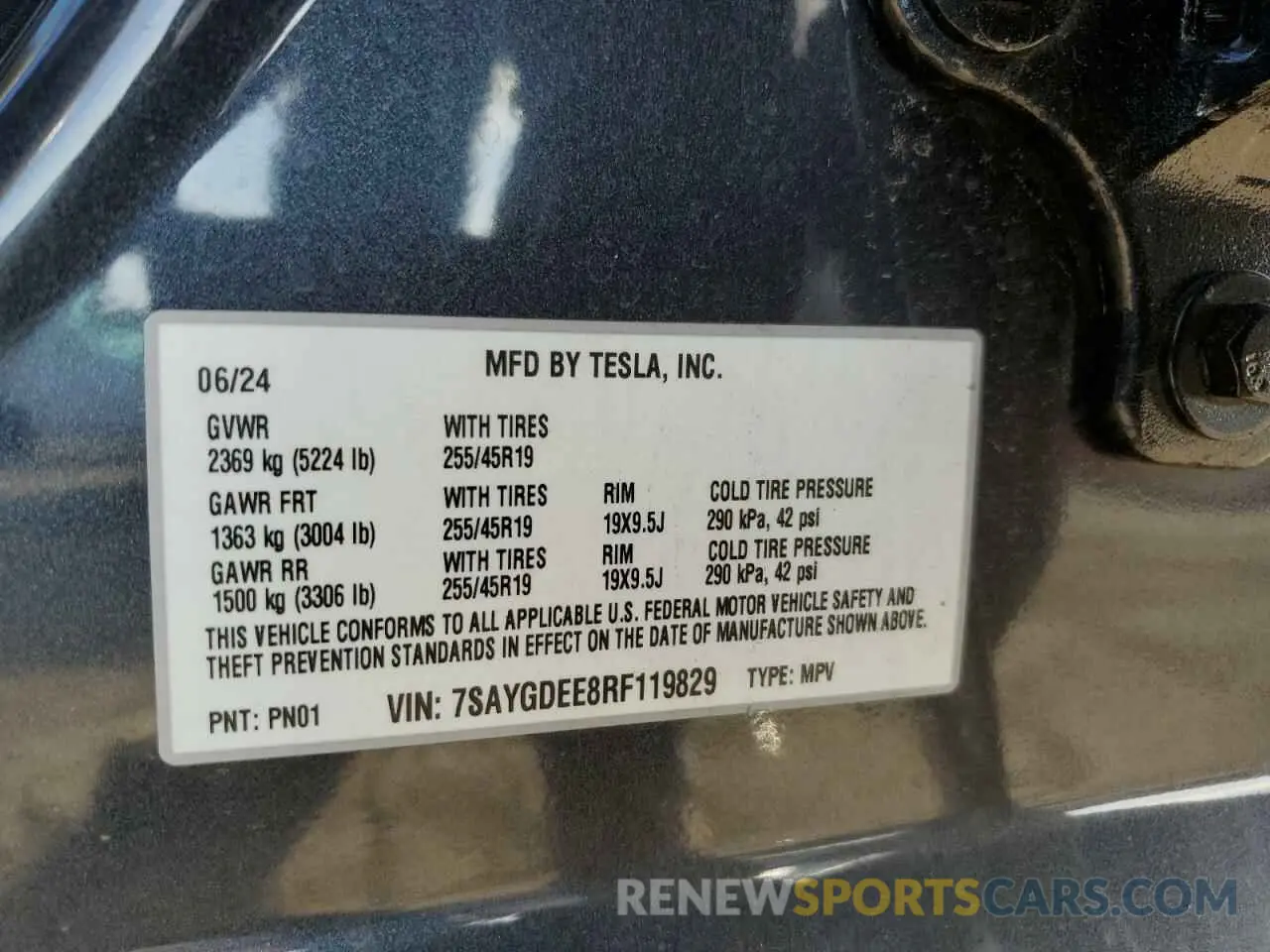 14 Photograph of a damaged car 7SAYGDEE8RF119829 TESLA MODEL Y 2024