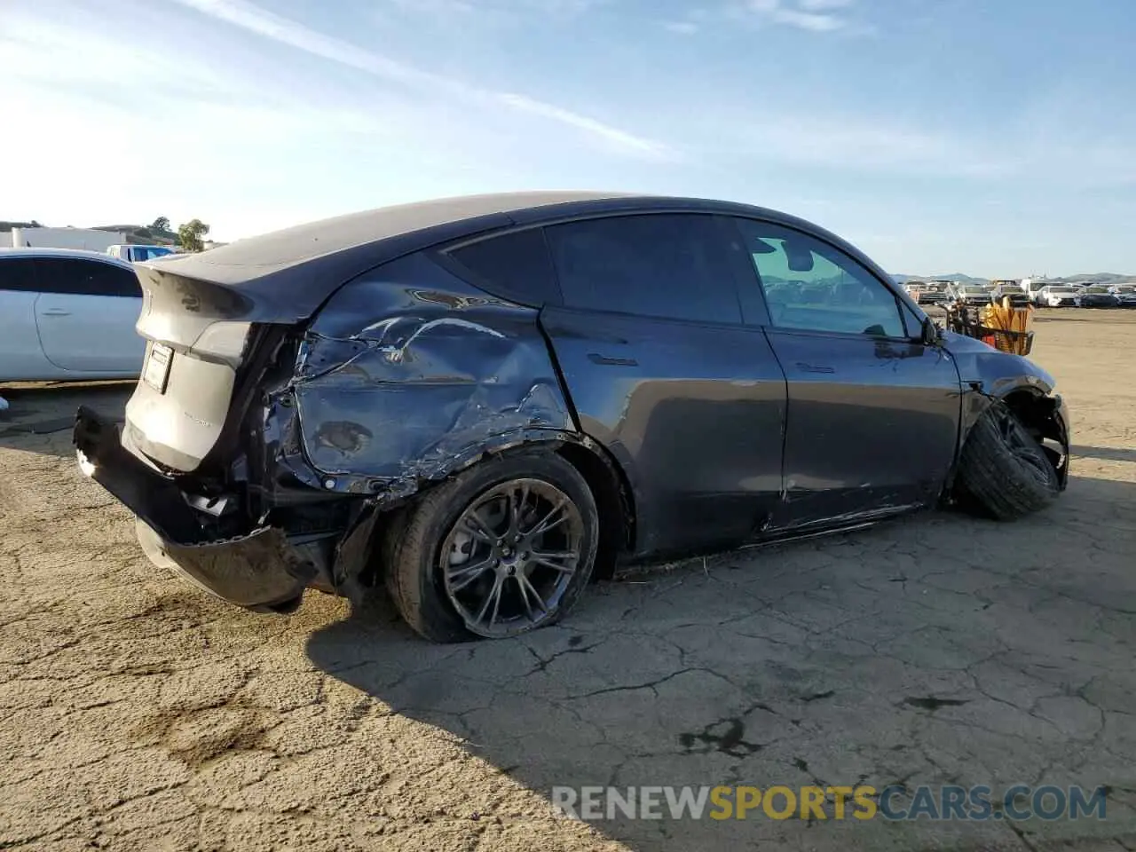 3 Photograph of a damaged car 7SAYGDEE8RF119829 TESLA MODEL Y 2024