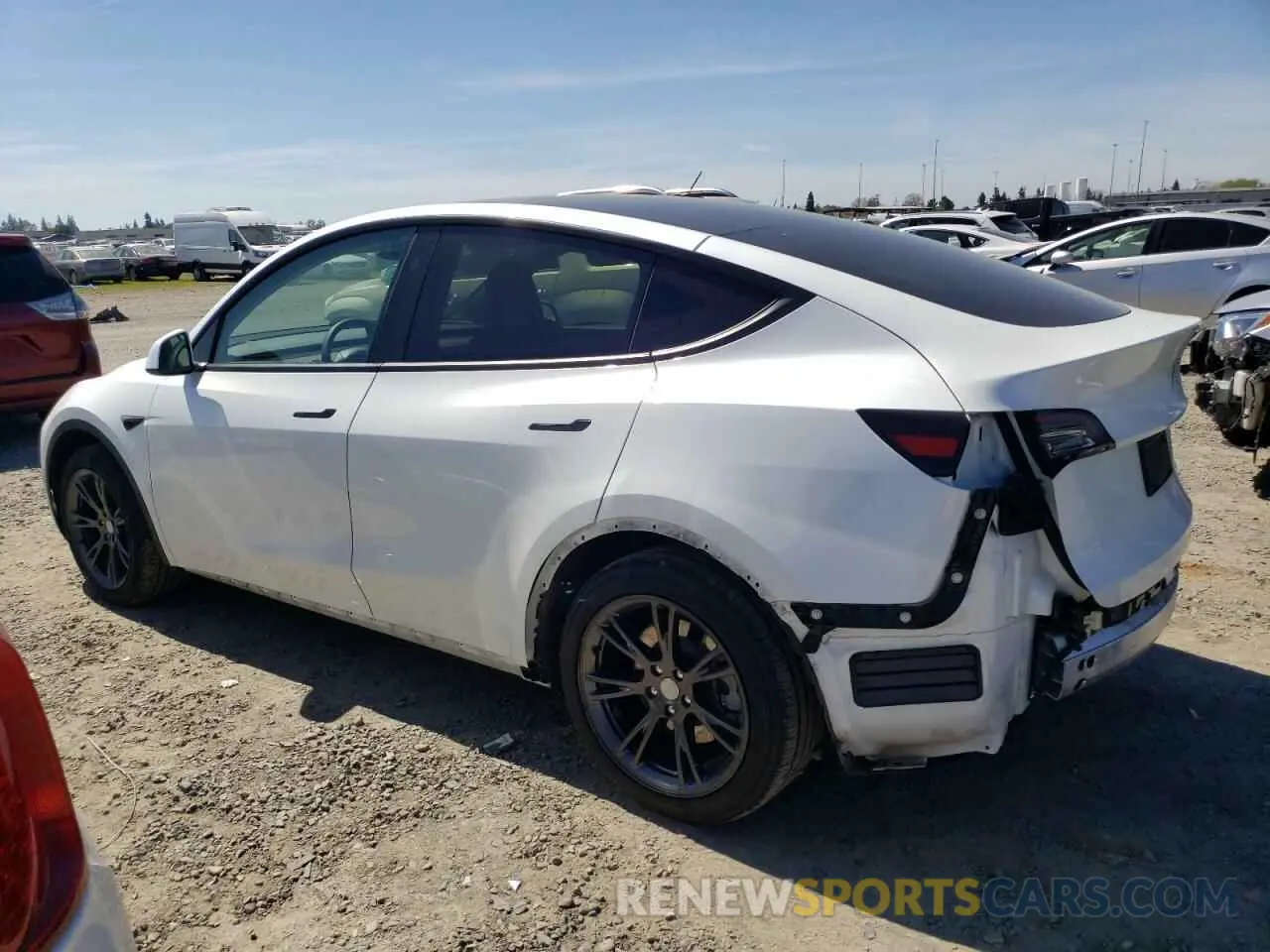 2 Photograph of a damaged car 7SAYGDEE8RF123153 TESLA MODEL Y 2024