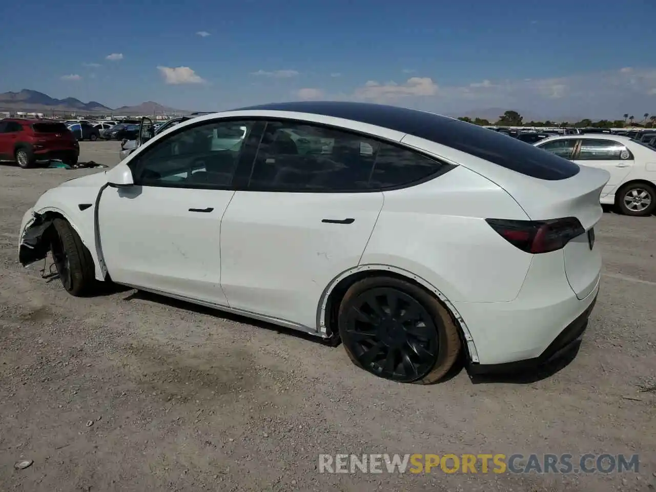 2 Photograph of a damaged car 7SAYGDEE8RF125968 TESLA MODEL Y 2024