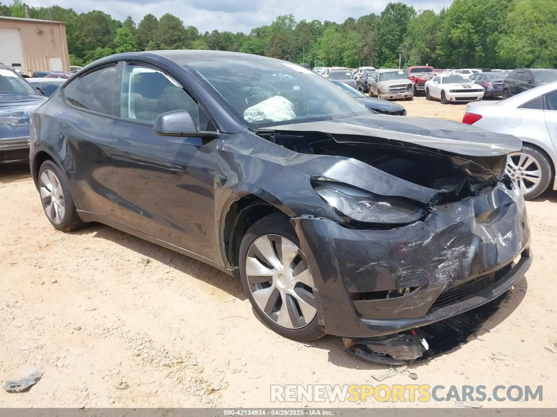 1 Photograph of a damaged car 7SAYGDEE8RF988950 TESLA MODEL Y 2024