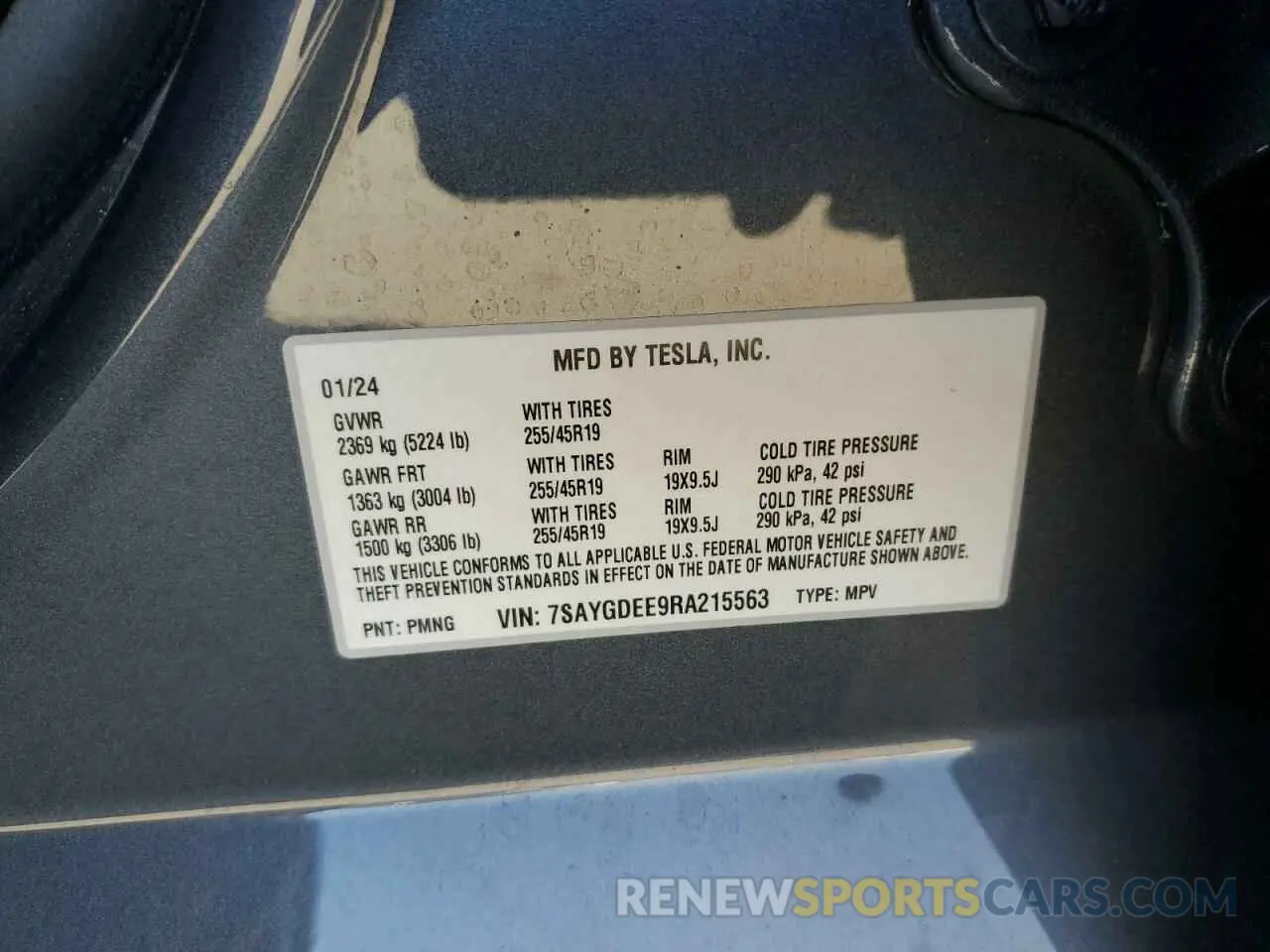 12 Photograph of a damaged car 7SAYGDEE9RA215563 TESLA MODEL Y 2024
