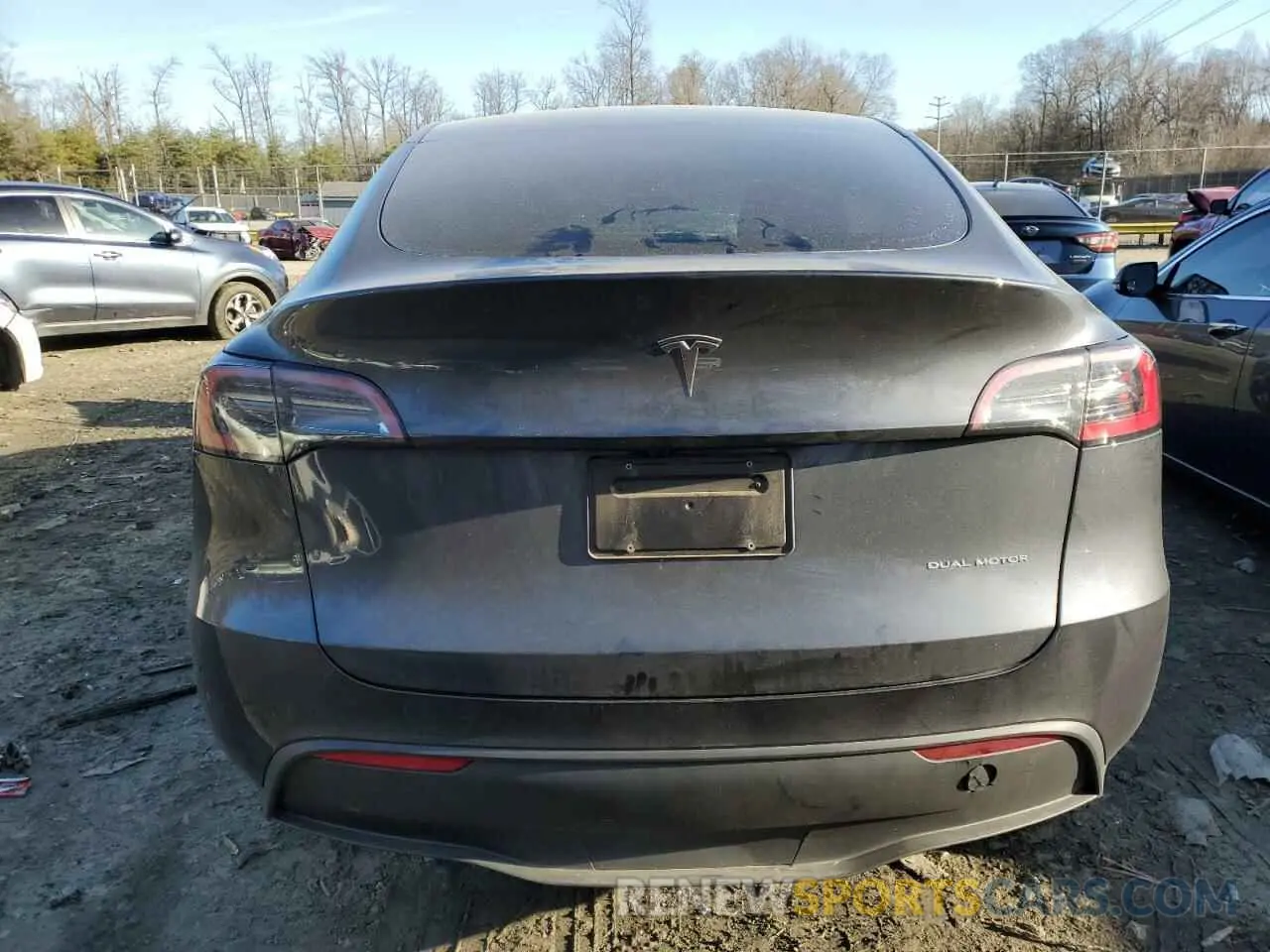 6 Photograph of a damaged car 7SAYGDEE9RA222948 TESLA MODEL Y 2024