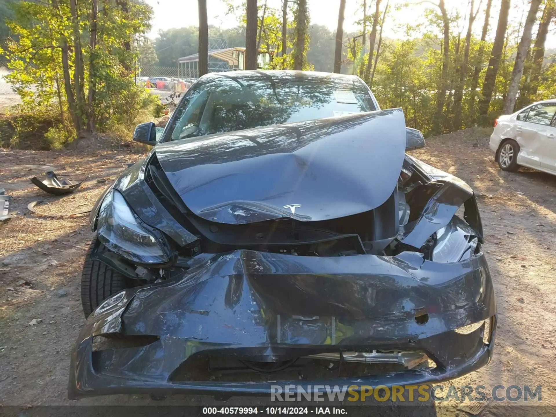 6 Photograph of a damaged car 7SAYGDEE9RA243556 TESLA MODEL Y 2024
