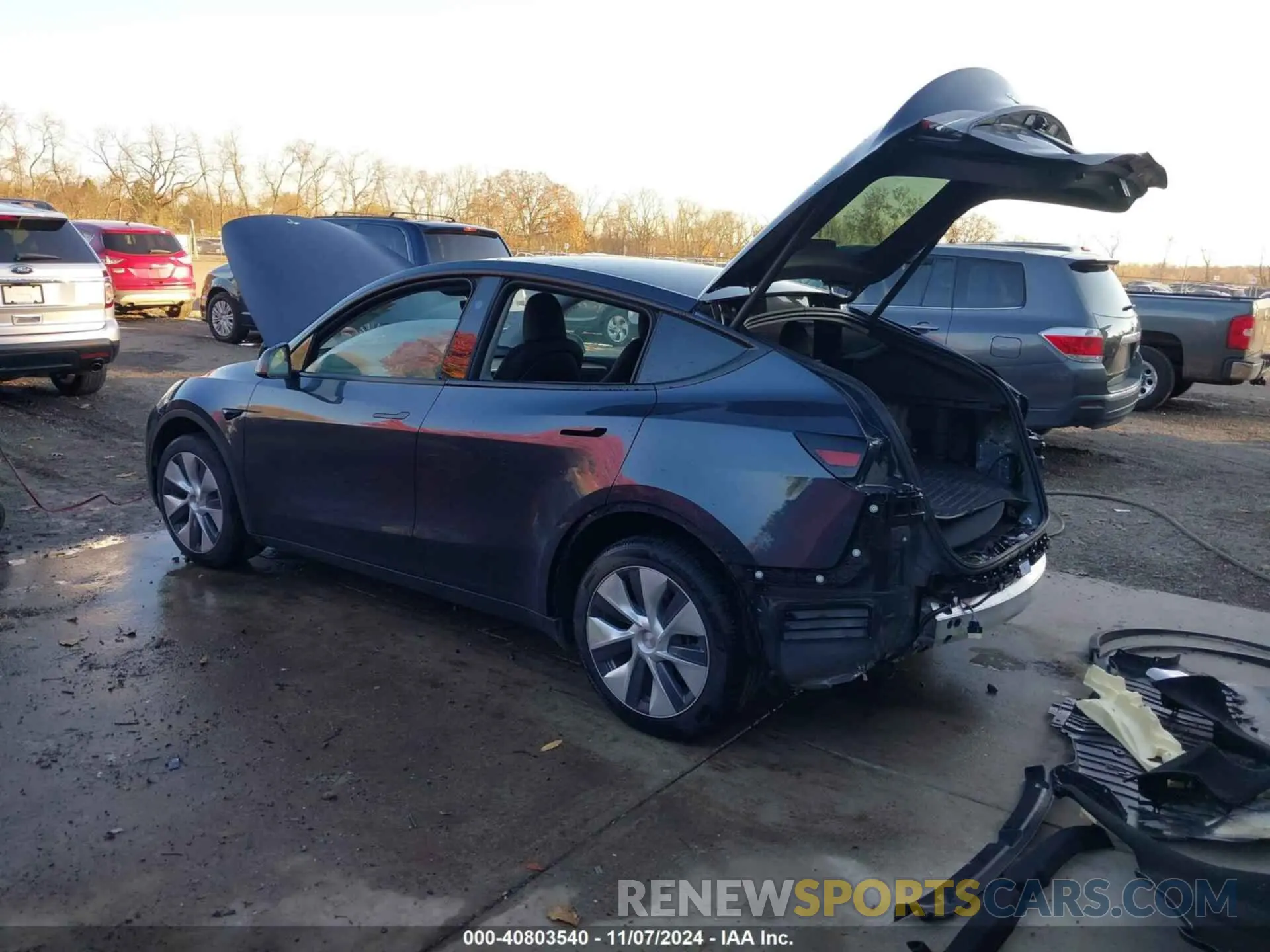 3 Photograph of a damaged car 7SAYGDEE9RA249728 TESLA MODEL Y 2024