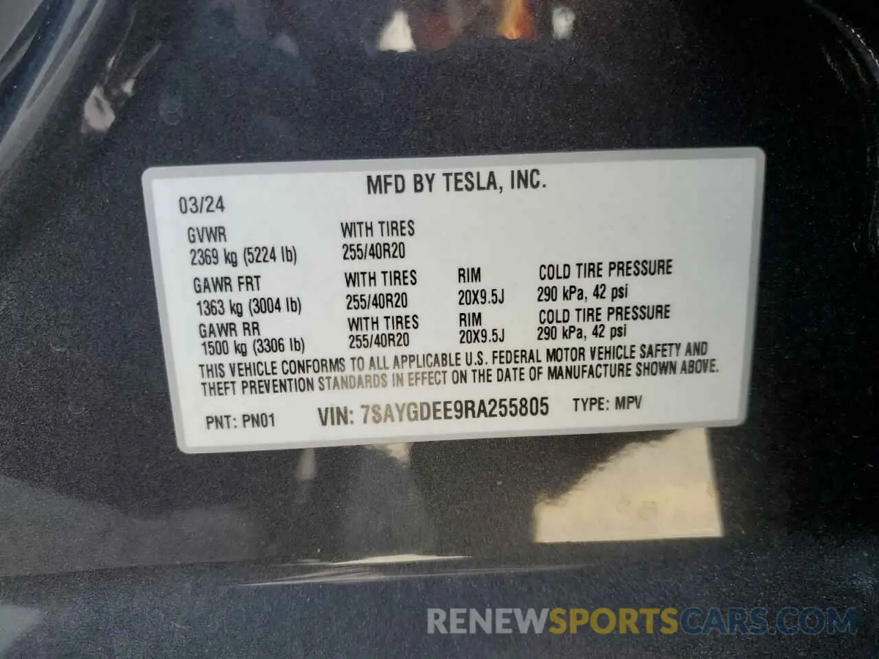 12 Photograph of a damaged car 7SAYGDEE9RA255805 TESLA MODEL Y 2024