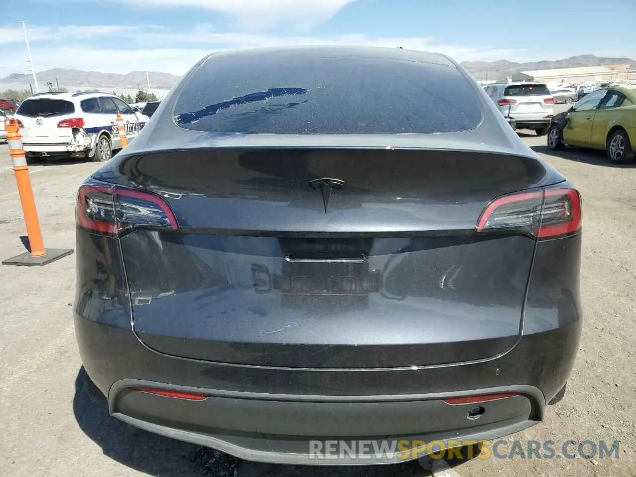 6 Photograph of a damaged car 7SAYGDEE9RA255805 TESLA MODEL Y 2024