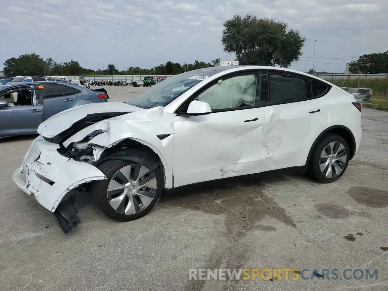 1 Photograph of a damaged car 7SAYGDEE9RA257439 TESLA MODEL Y 2024