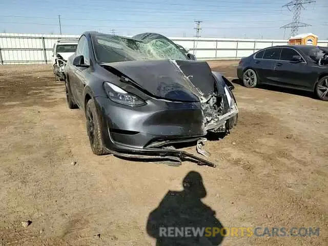 10 Photograph of a damaged car 7SAYGDEE9RA278050 TESLA MODEL Y 2024