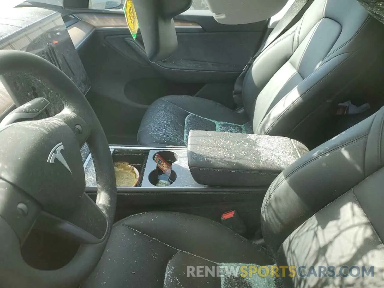 7 Photograph of a damaged car 7SAYGDEE9RA278050 TESLA MODEL Y 2024