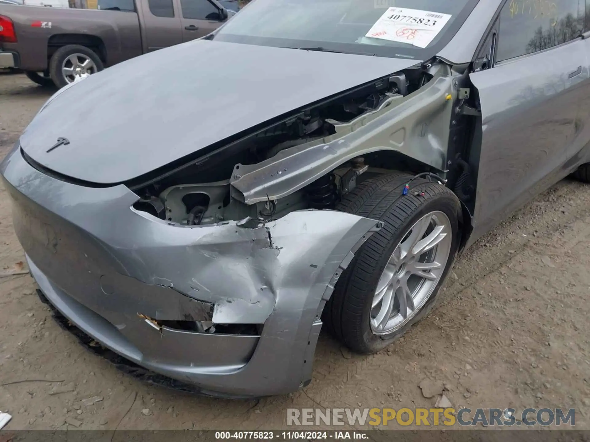 6 Photograph of a damaged car 7SAYGDEE9RA287962 TESLA MODEL Y 2024