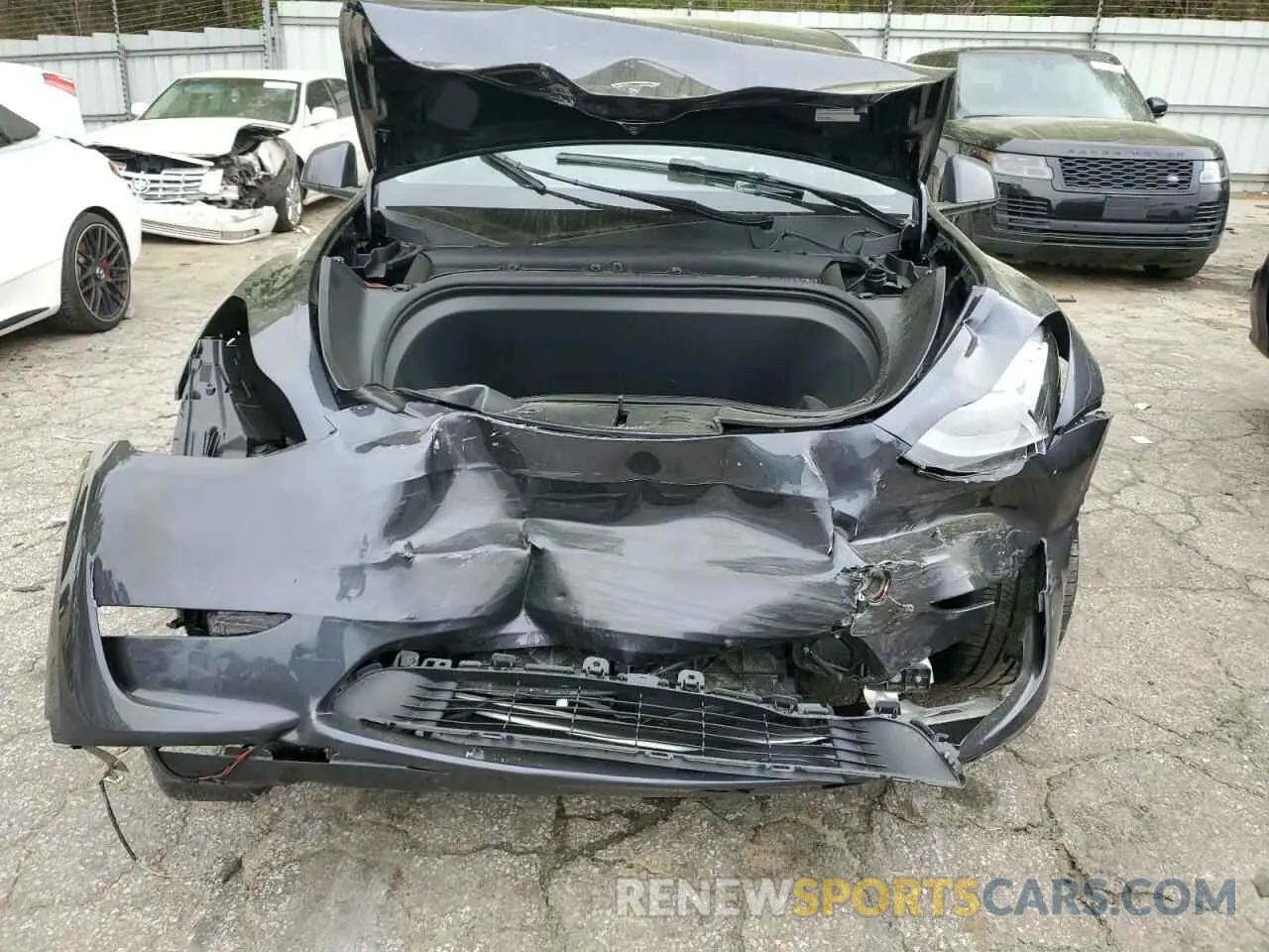 5 Photograph of a damaged car 7SAYGDEE9RA293776 TESLA MODEL Y 2024