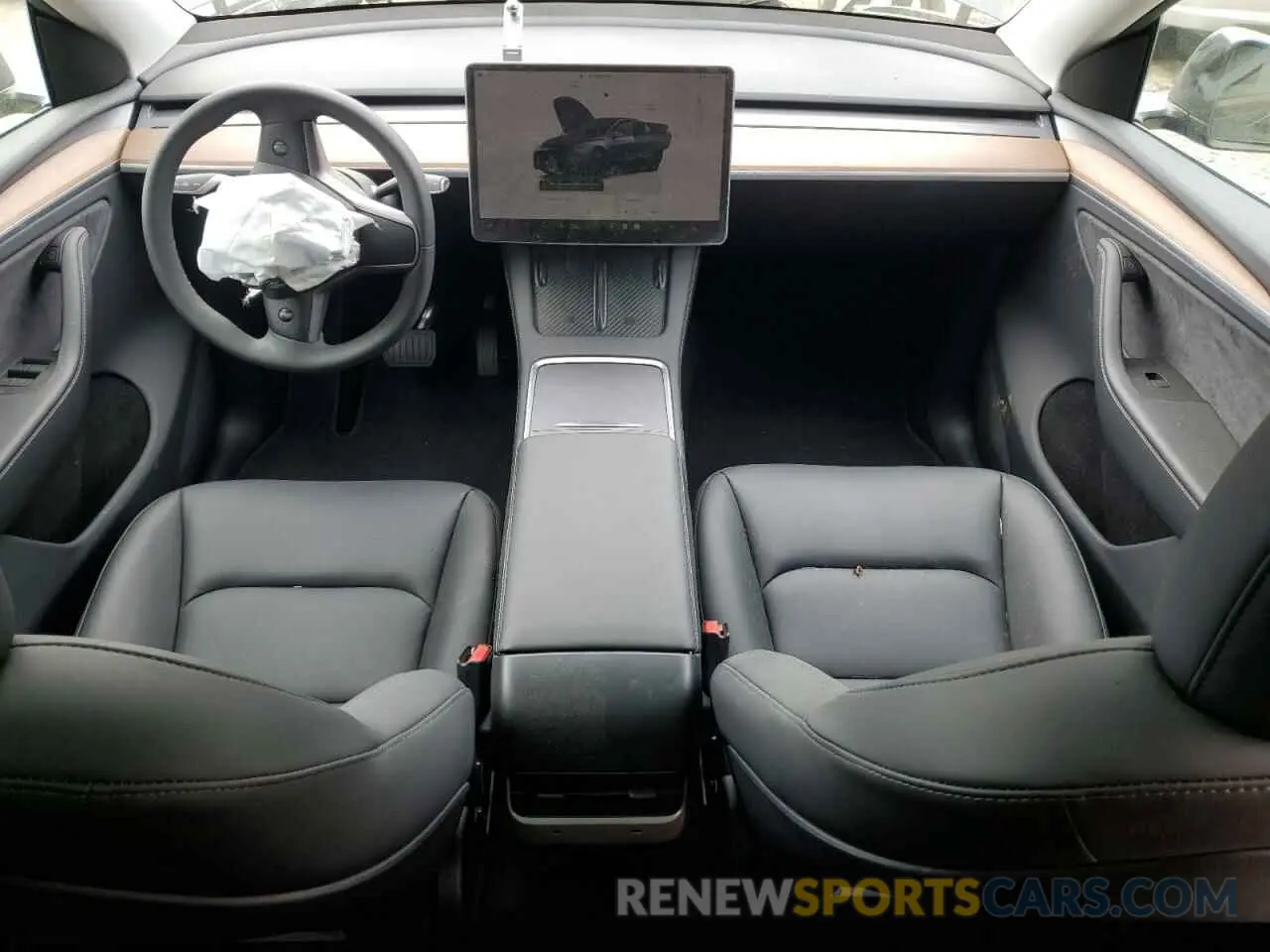 8 Photograph of a damaged car 7SAYGDEE9RA293776 TESLA MODEL Y 2024