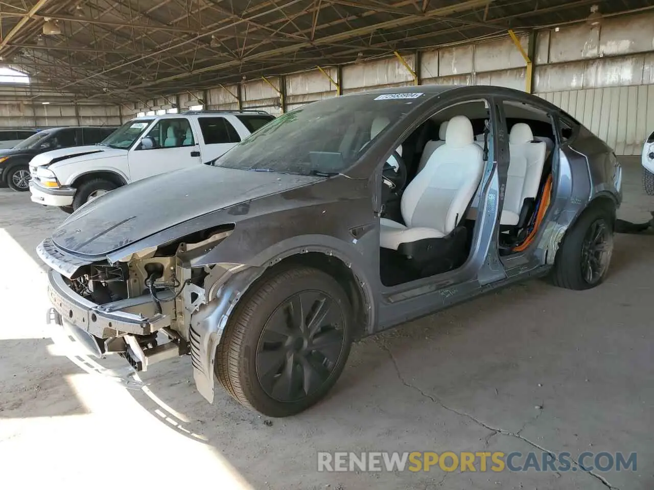 1 Photograph of a damaged car 7SAYGDEE9RA294541 TESLA MODEL Y 2024