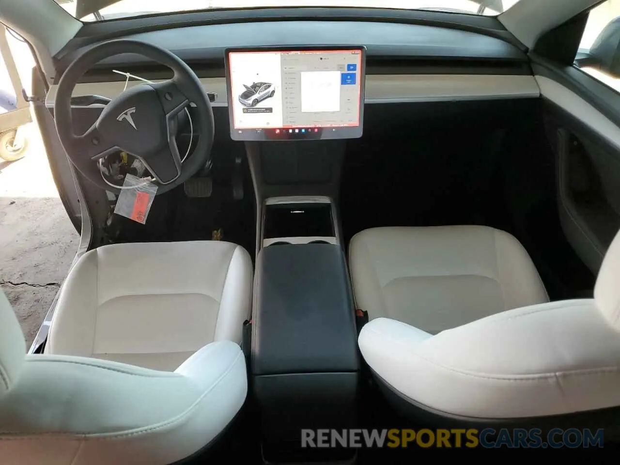 8 Photograph of a damaged car 7SAYGDEE9RA294541 TESLA MODEL Y 2024