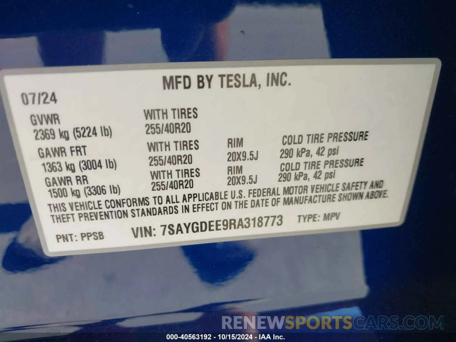 9 Photograph of a damaged car 7SAYGDEE9RA318773 TESLA MODEL Y 2024